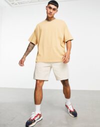 Solid Oversized : Beige T-shirt - Image 3